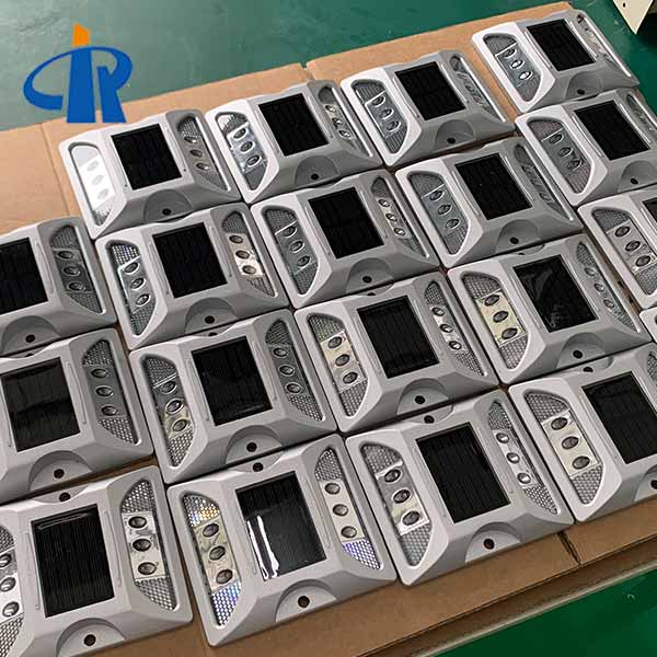 <h3>Customized Installation good road stud reflectors For Parking </h3>
